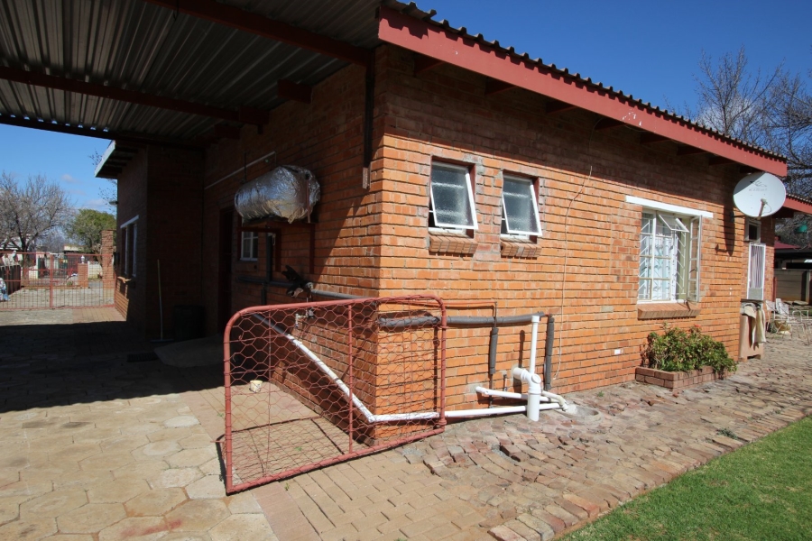 3 Bedroom Property for Sale in Hennenman Free State